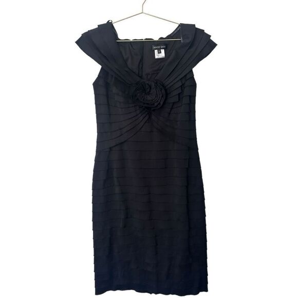 Tadashi Shoji Pleated Layered Tiered Ruffle 3D Flower Pencil Dress Black Size 12 - Picture 1 of 12